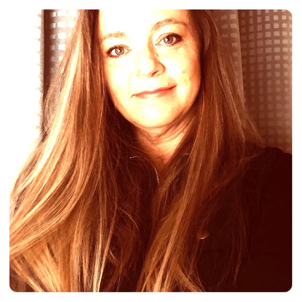 Meet your Posher, Dana